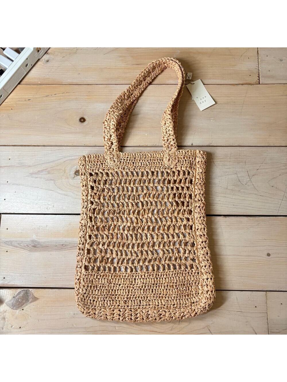 A New Day NWT Women's Large Woven Straw Tote Bag
